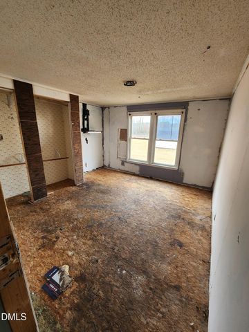 6827 Nc Hwy 210, Smithfield, NC 27577