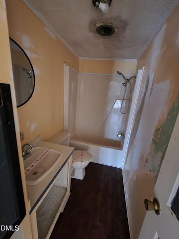 6827 Nc Hwy 210, Smithfield, NC 27577