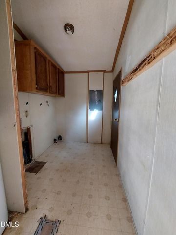 6827 Nc Hwy 210, Smithfield, NC 27577