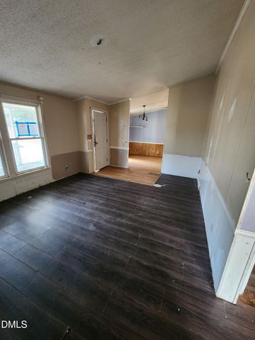 6827 Nc Hwy 210, Smithfield, NC 27577