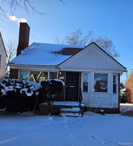 8035 Pinehurst Street, Detroit, MI 48204