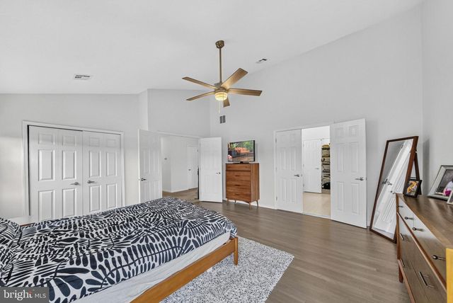 14 STONEHEDGE DR, East Windsor, NJ 08520