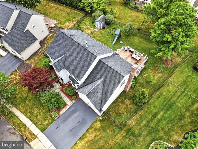 14 STONEHEDGE DR, East Windsor, NJ 08520