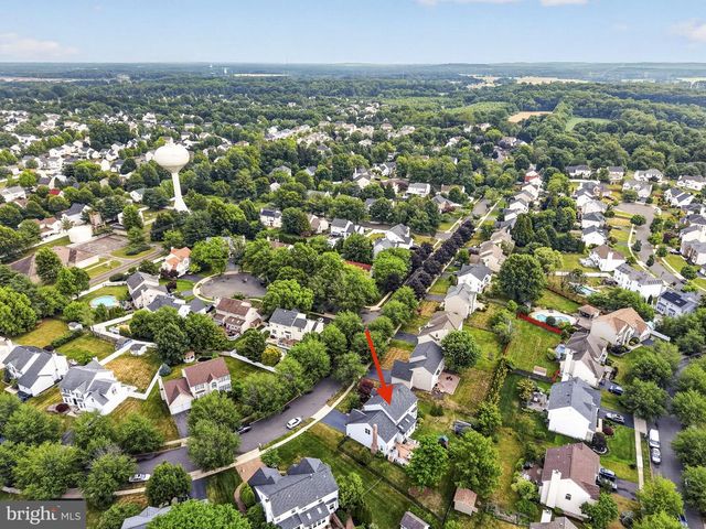 14 STONEHEDGE DR, East Windsor, NJ 08520