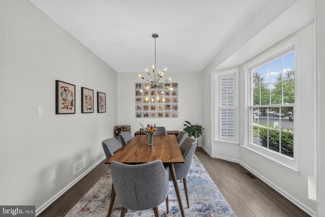 14 STONEHEDGE DR, East Windsor, NJ 08520