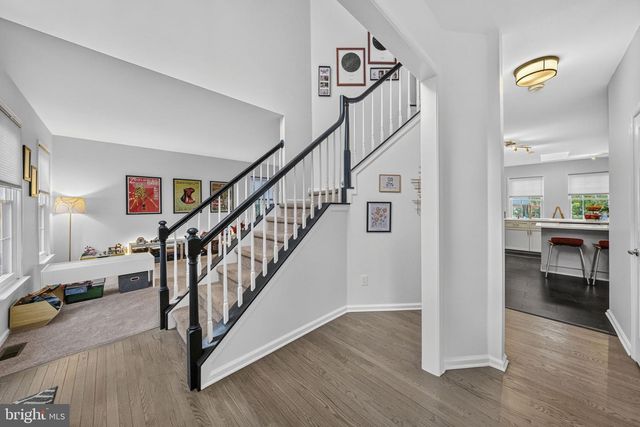 14 STONEHEDGE DR, East Windsor, NJ 08520