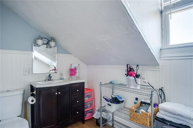 1 Lucas Avenue, Newport, RI 02840