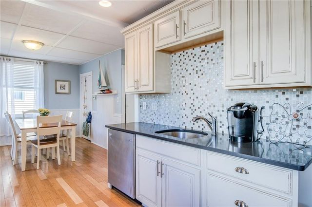 1 Lucas Avenue, Newport, RI 02840