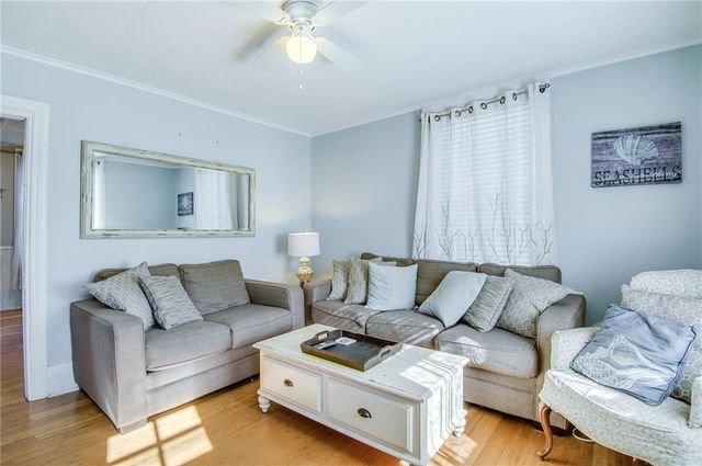 1 Lucas Avenue, Newport, RI 02840