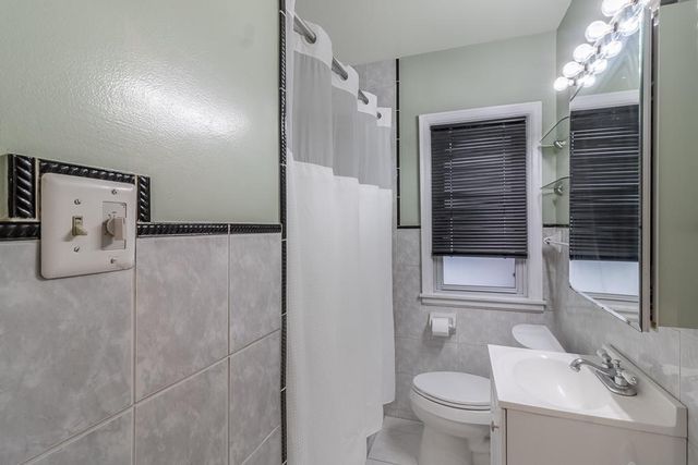 2354 Mckinley Street NE, Minneapolis, MN 55418