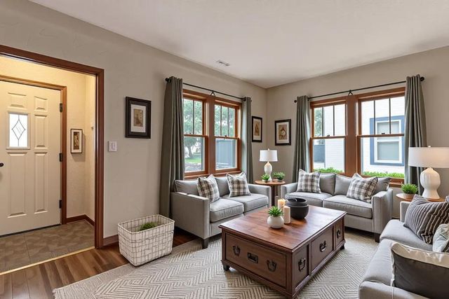 2354 Mckinley Street NE, Minneapolis, MN 55418