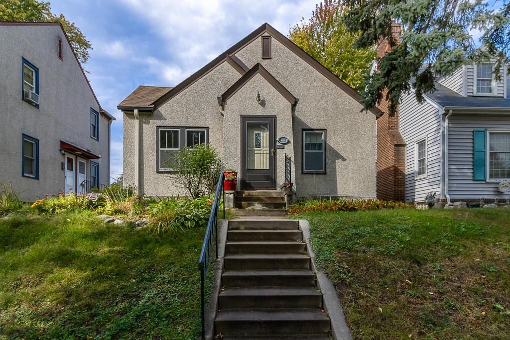 2354 Mckinley Street NE, Minneapolis, MN 55418