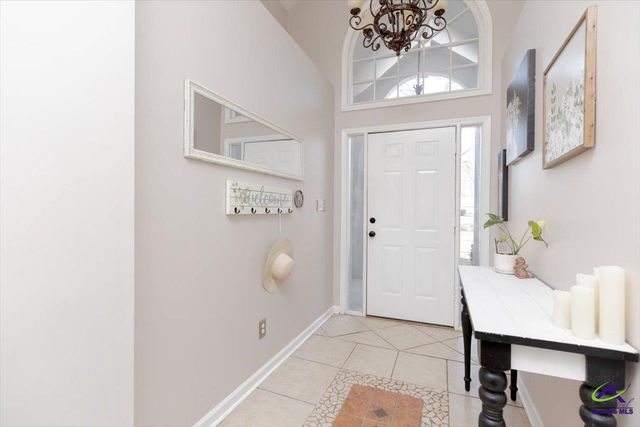 115 Forest Lawn, Bonaire, GA 31005