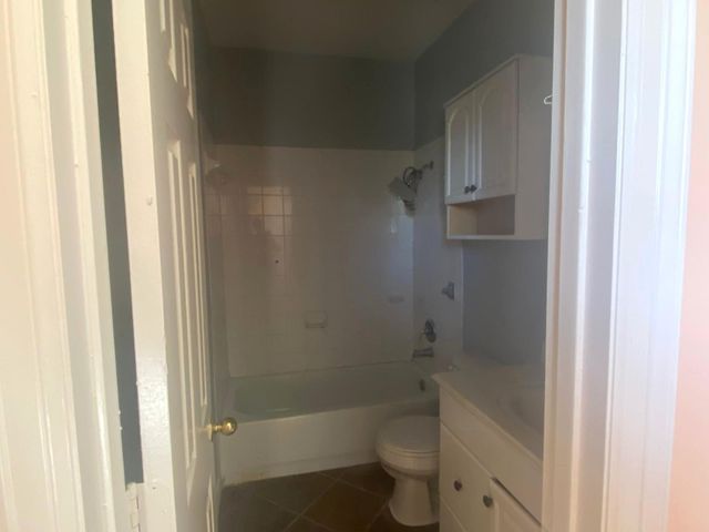 11045 Landswalk Drive 122, Houston, TX 77099
