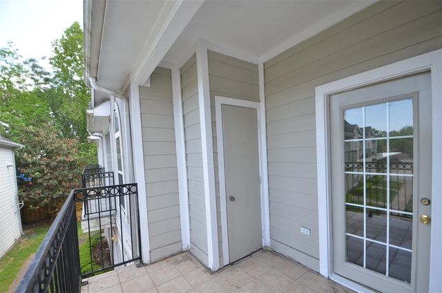 11045 Landswalk Drive 122, Houston, TX 77099