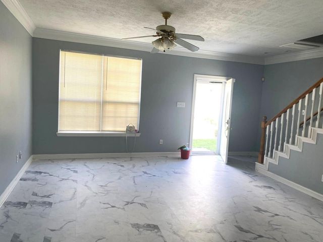11045 Landswalk Drive 122, Houston, TX 77099