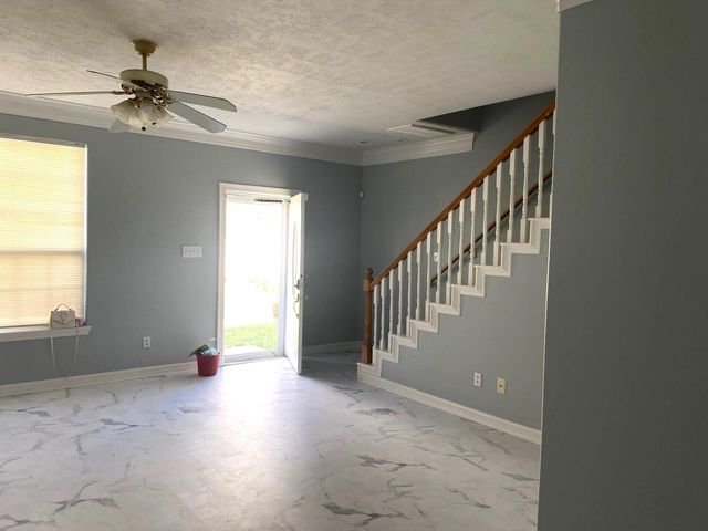 11045 Landswalk Drive 122, Houston, TX 77099