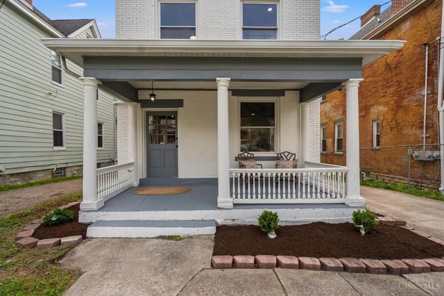 2028 Burnet Avenue, Cincinnati, OH 45219