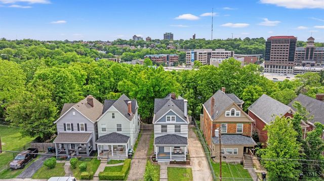 2028 Burnet Avenue, Cincinnati, OH 45219