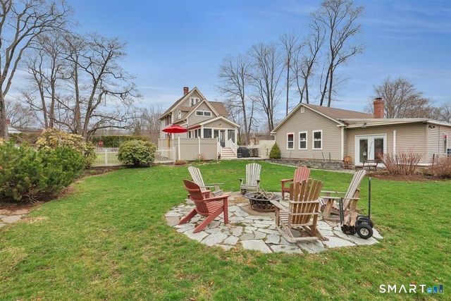 112 Main Street, Essex, CT 06409