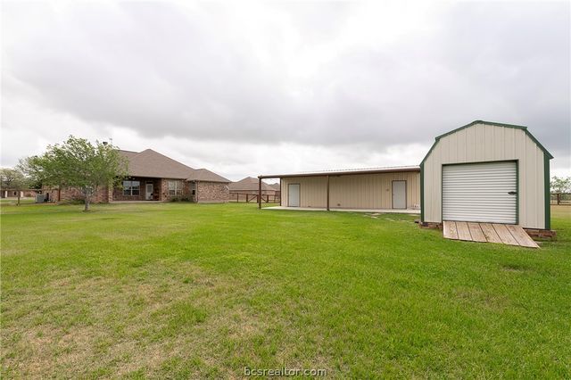 4192 Wagonwheel Road, Bryan, TX 77808