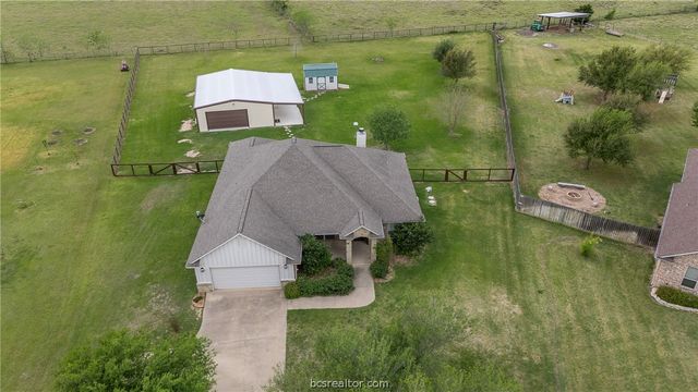 4192 Wagonwheel Road, Bryan, TX 77808