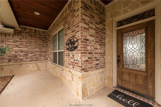 4192 Wagonwheel Road, Bryan, TX 77808