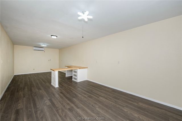 4192 Wagonwheel Road, Bryan, TX 77808