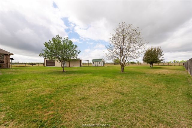 4192 Wagonwheel Road, Bryan, TX 77808