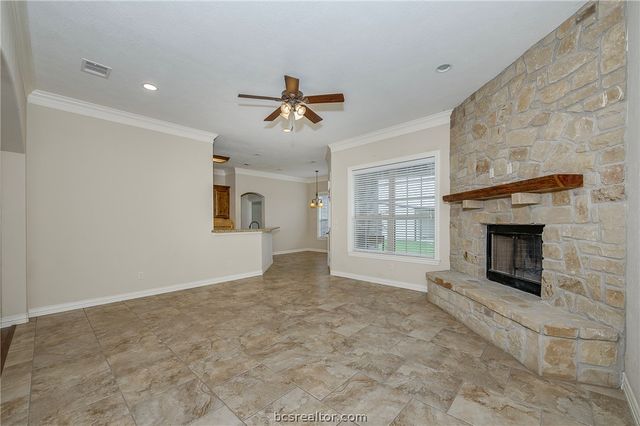 4192 Wagonwheel Road, Bryan, TX 77808