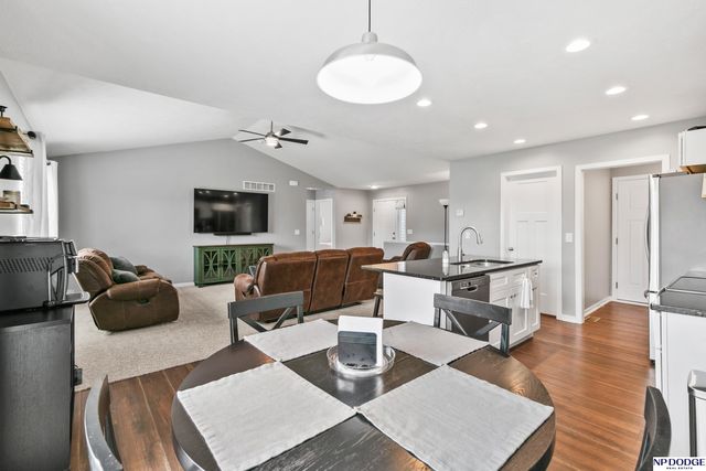 7312 N 49 Street, Lincoln, NE 68514