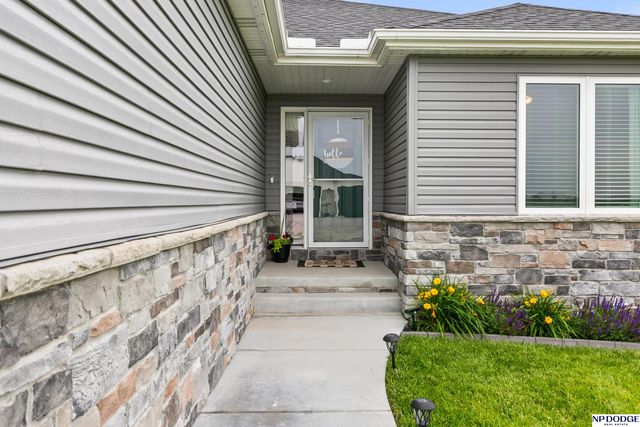 7312 N 49 Street, Lincoln, NE 68514