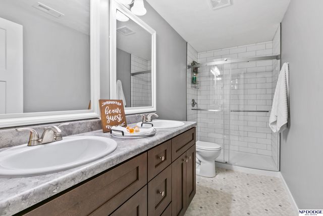 7312 N 49 Street, Lincoln, NE 68514