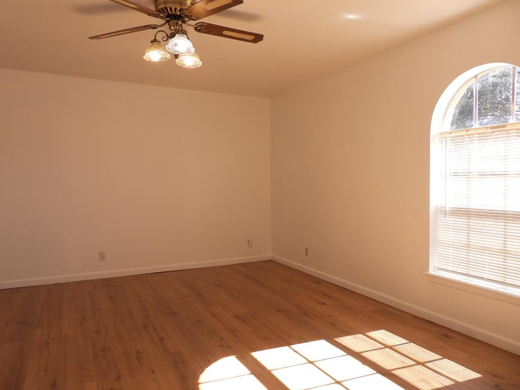 Image 12 of property listing at 3110 Timber Ridge Dr, San Angelo, TX 76904