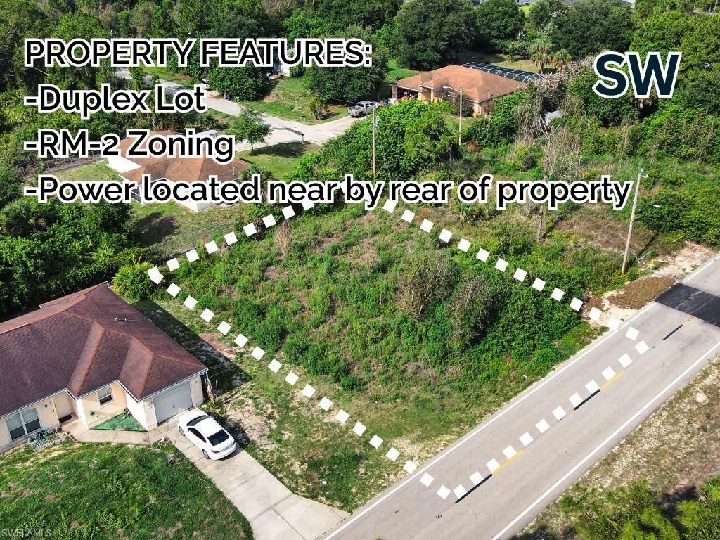 1402 E 12th ST, LEHIGH ACRES, FL 33972 — photo 2