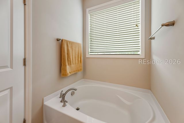 4 Tybee Island Ct, Bluffton, SC 29910