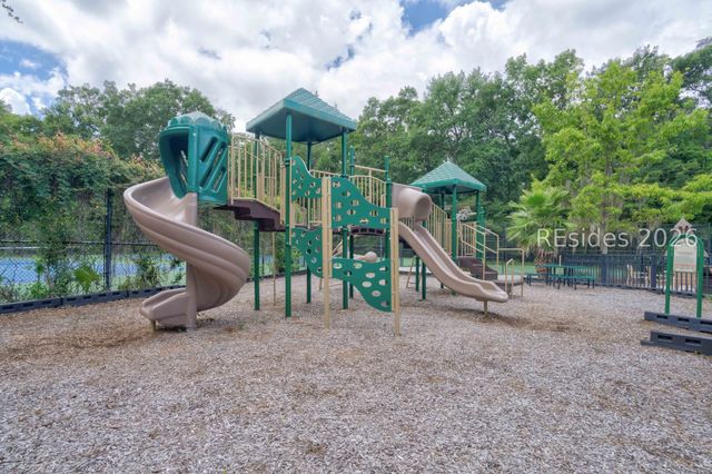 4 Tybee Island Ct, Bluffton, SC 29910
