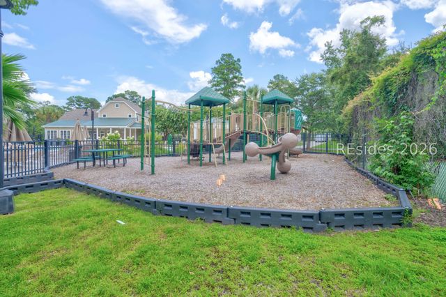 4 Tybee Island Ct, Bluffton, SC 29910