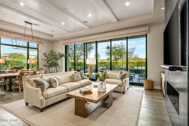 37200 N CAVE CREEK Road 1082, Scottsdale, AZ 85262