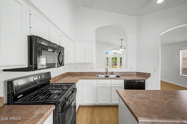 3290 E JUANITA Avenue, Gilbert, AZ 85234