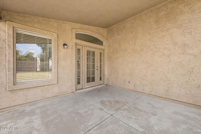 3290 E JUANITA Avenue, Gilbert, AZ 85234
