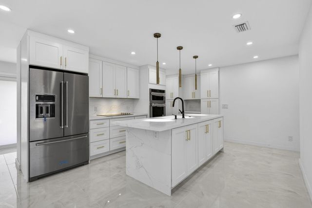 12890 Guilford Circle, Wellington, FL 33414