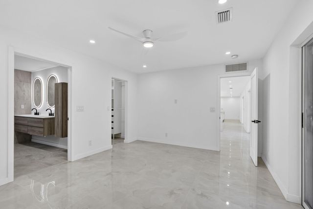 12890 Guilford Circle, Wellington, FL 33414