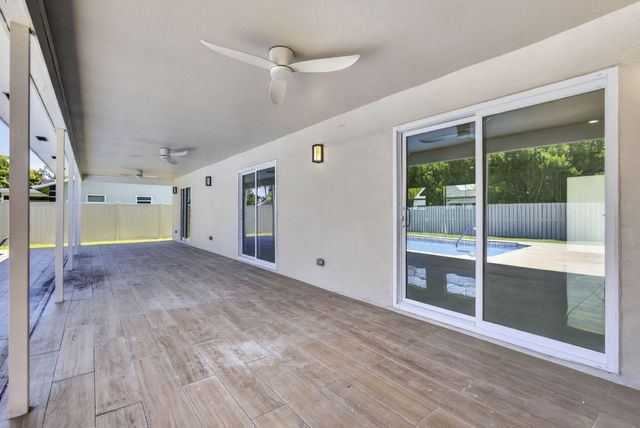 12890 Guilford Circle, Wellington, FL 33414