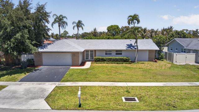 12890 Guilford Circle, Wellington, FL 33414