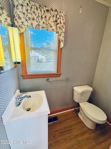 138 Victoria Drive, Wilmington, NC 28401