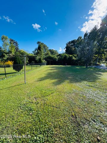 138 Victoria Drive, Wilmington, NC 28401