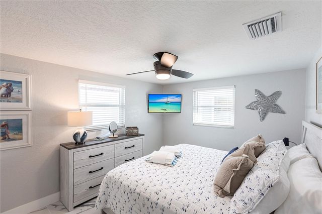 6154 MIDNIGHT PASS ROAD C16, Sarasota, FL 34242