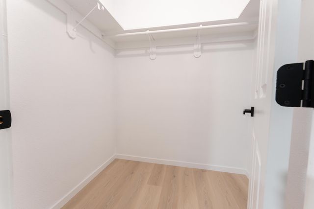 975 N H Street 22, Tulare, CA 93274