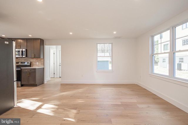 1434 RIVER RD, Upper Black Eddy, PA 18972